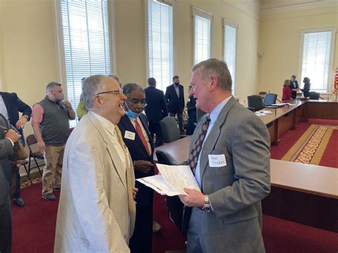 Chairperson of Alabama’s medical marijuana commission steps down